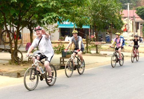 Saigon Countryside full day bike tour